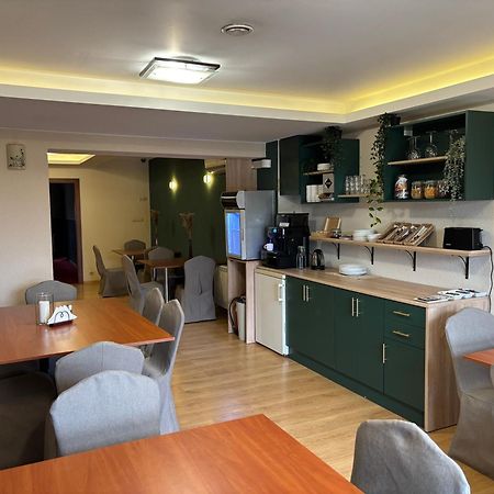 Bankietowa Hotel & Restauracja Ostrów Wielkopolski Eksteriør bilde