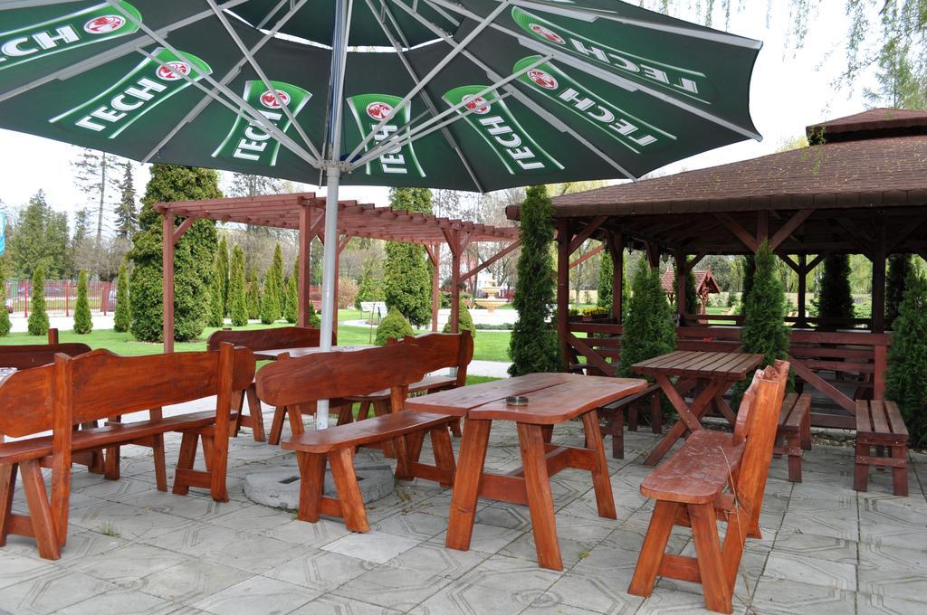 Bankietowa Hotel & Restauracja Ostrów Wielkopolski Eksteriør bilde