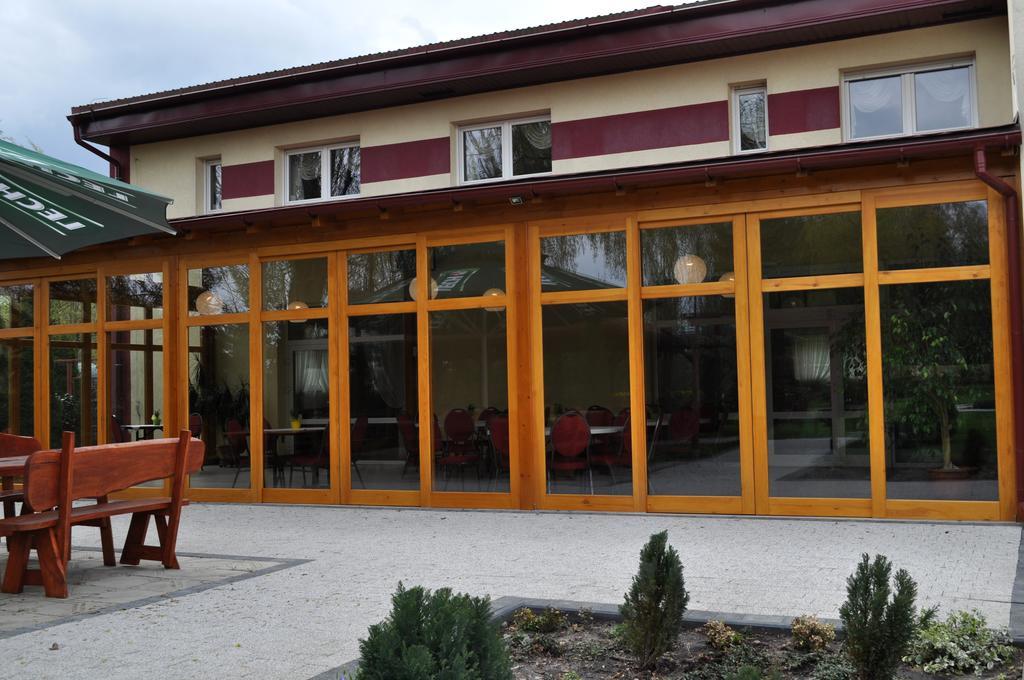 Bankietowa Hotel & Restauracja Ostrów Wielkopolski Eksteriør bilde